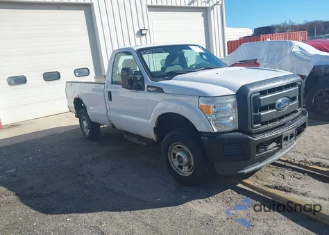 2011 Ford F-250 Xl z USA, uszkodzony, nr VIN 1FTBF2B62BEC37454